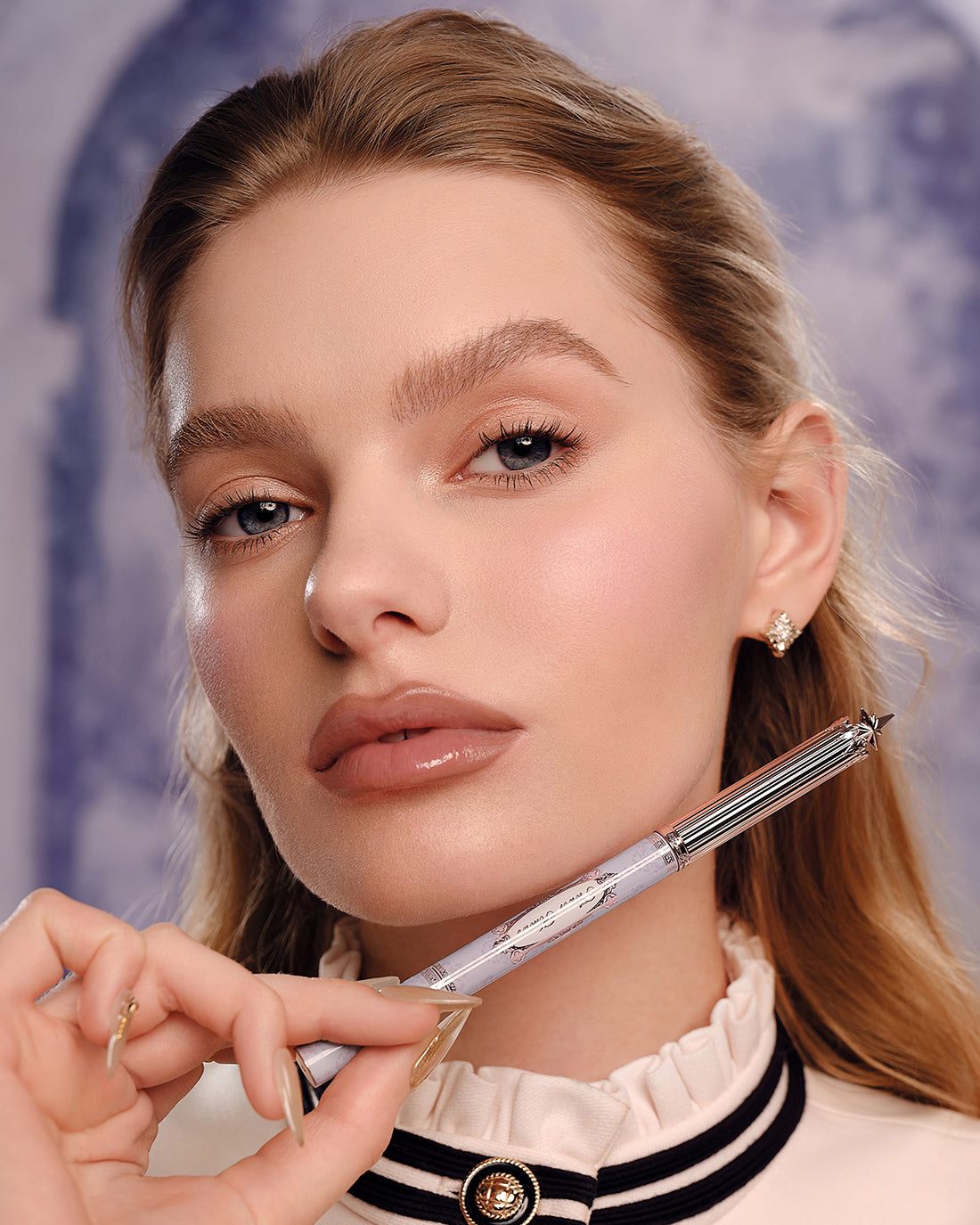 Flower Knows Knight Unicorn Lip Liner 01 Apricot Nude
