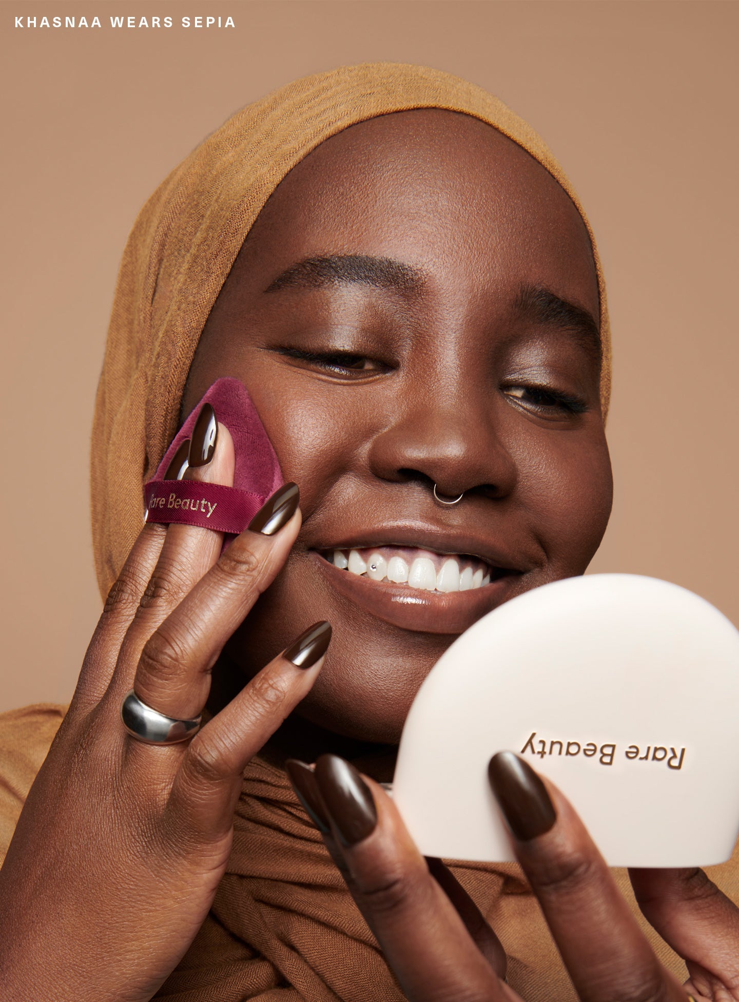 Soft Touch Powder Puff by Rare Beauty