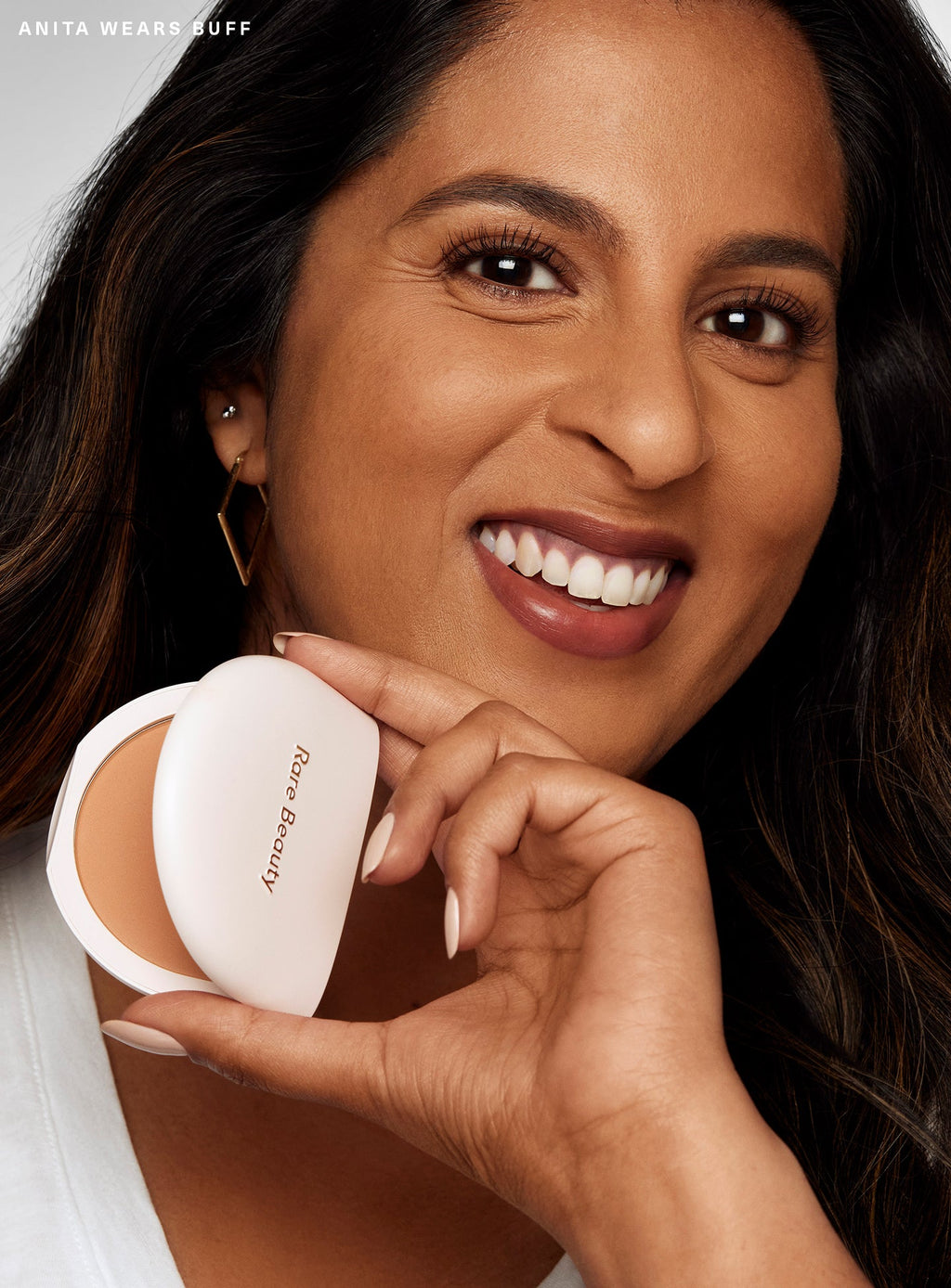 True to Myself Tinted Pressed Finishing Powder by Rare Beauty