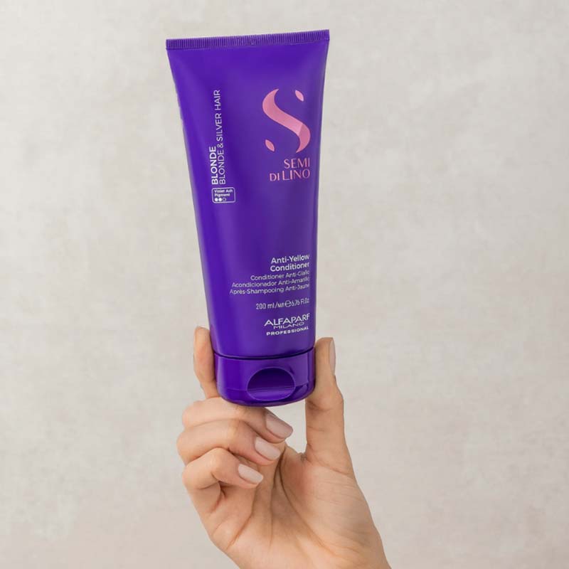Semi Di Lino Blonde Anti-Yellow Conditioner For Blonde Hair by Alfaparf