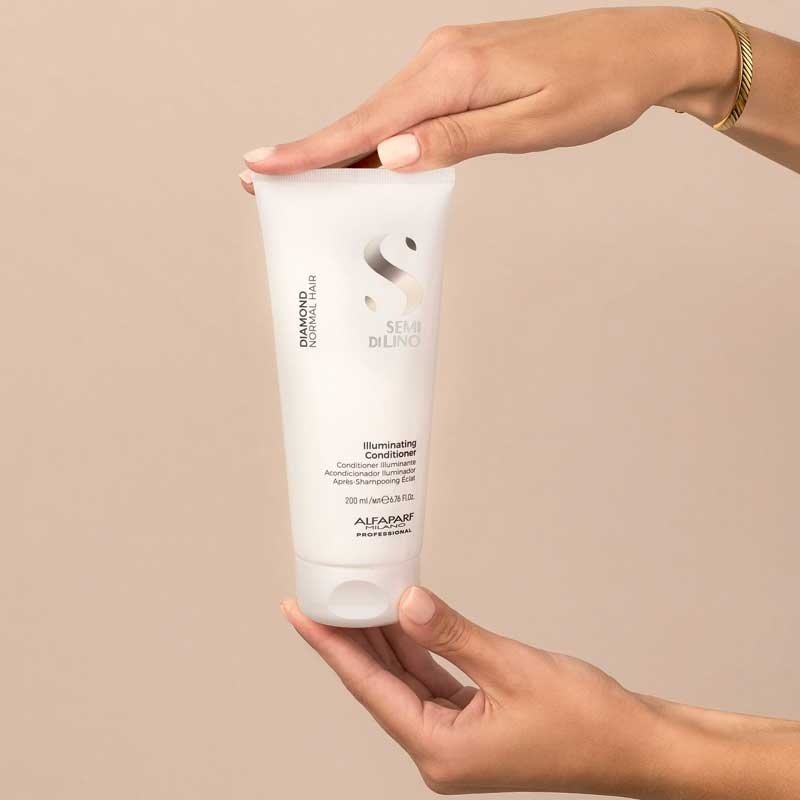 Semi Di Lino Diamond Illuminating Conditioner by Alfaparf