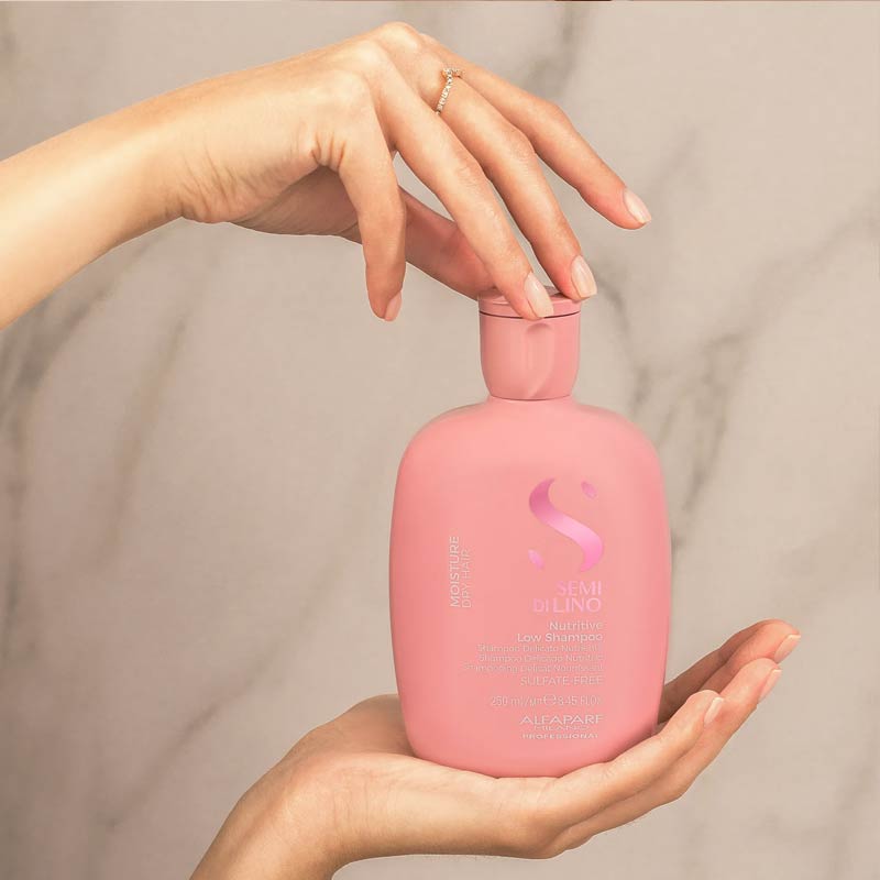 Semi Di Lino Moisture Nutritive Low Shampoo For Dry Hair by Alfaparf