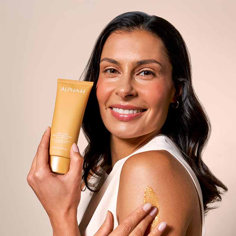 Daily Dose Multivitamin Glow Body Serum