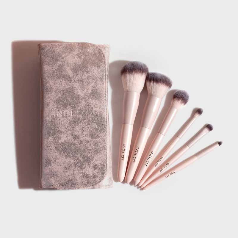 Brush Set In Silver Case by Inglot