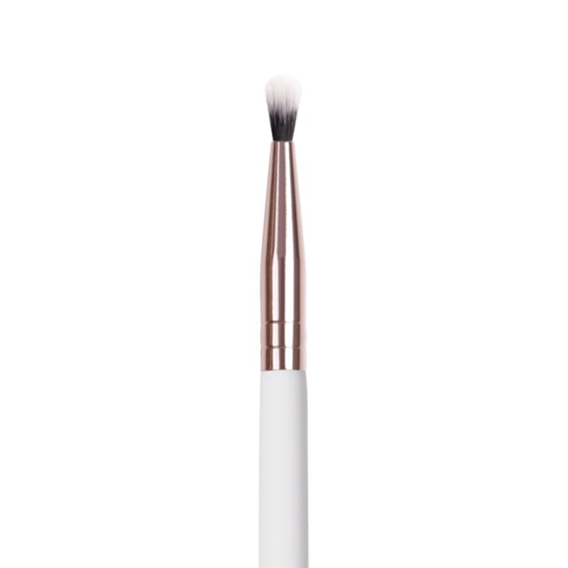Feather Luxe Detailer Blending Brush 208