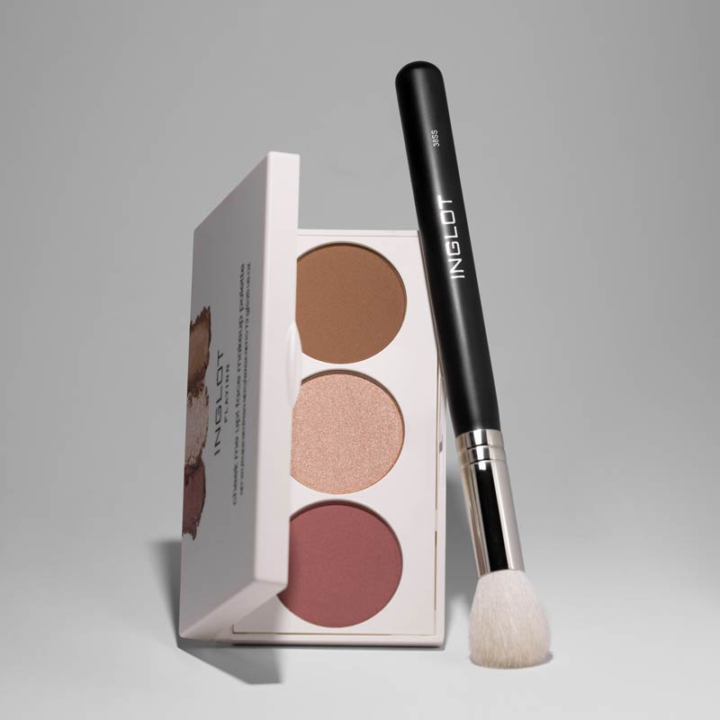 Playinn Cheek Me Up! Face Makeup Palette by Inglot