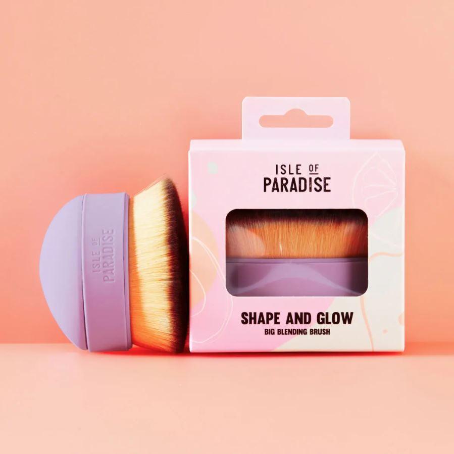 Shape and Glow Big Blending Brush by Isle of Paradise
