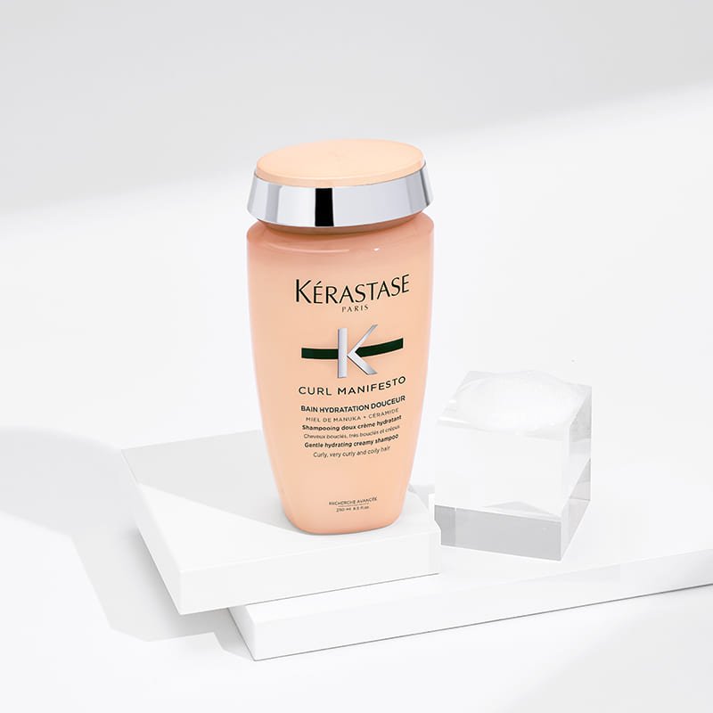 Curl Manifesto Bain Hydratation Douceur Gentle Hydrating Creamy Shampoo by Kérastase