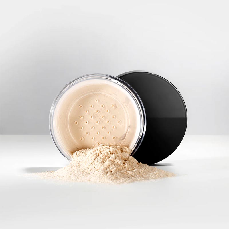 Smooth & Set Loose Powder by Kevyn Aucoin