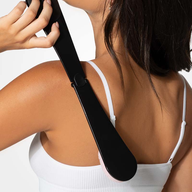 Easy To Reach Back Applicator by Loving Tan