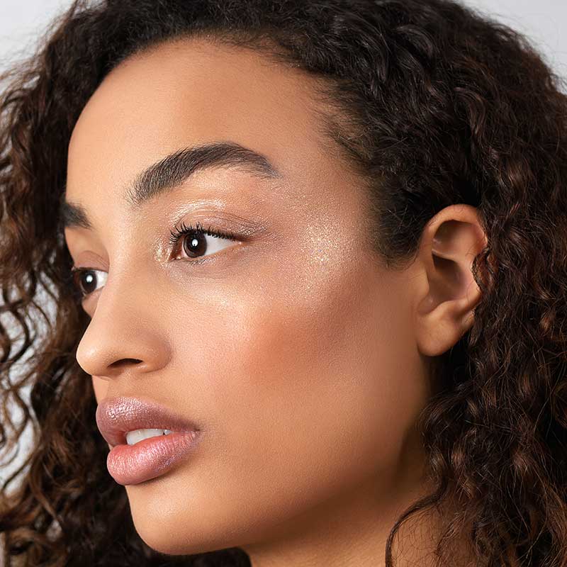 Glitter & Glow Highlighter by Stila