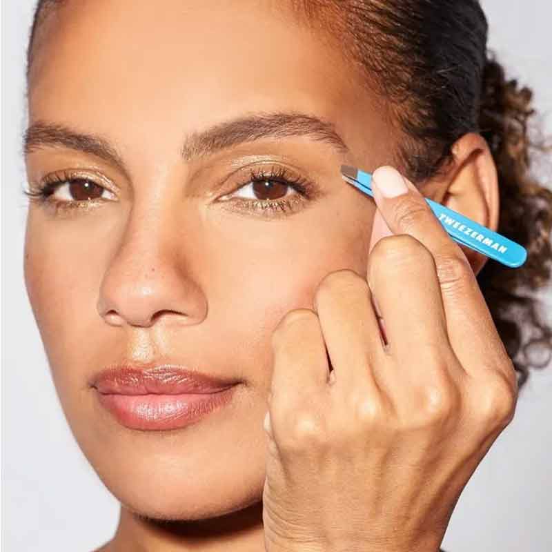 Mini Slant Tweezer by Tweezerman